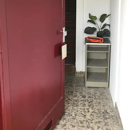 アパート Old Centre ブレッダ